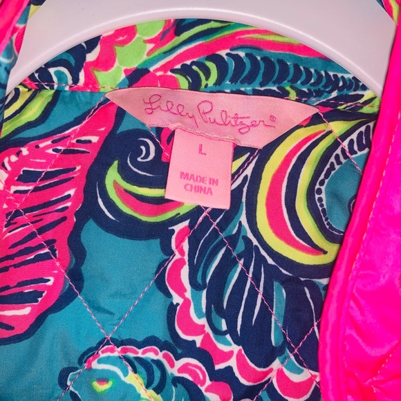 SOLD Hotpink Lilly Pulitzer Vest - Picture 2 of 3